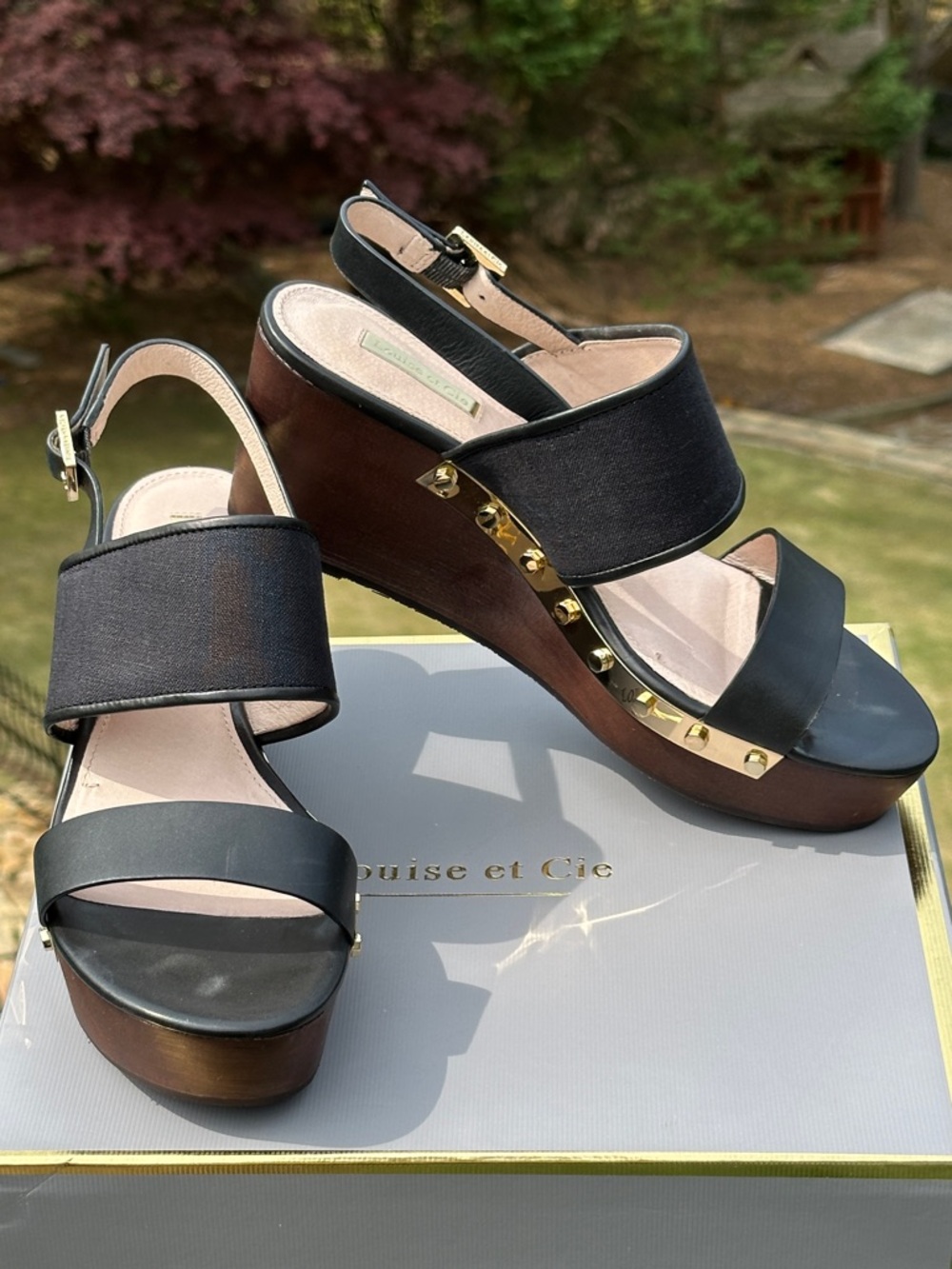 Nearly NEW Black and Gold Leather and Canvas Platform Wedge Casual Sandals